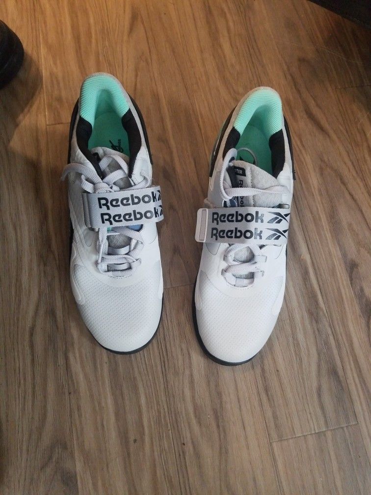 Reebok 9.5