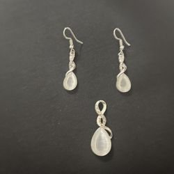 Beautiful Teardrop Earrings & Pendant For You Or Someone Special On Valentines Day