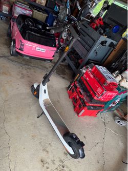 Electric scooter