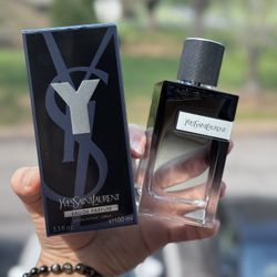 Yves Saint Laurent Eau de Parfum