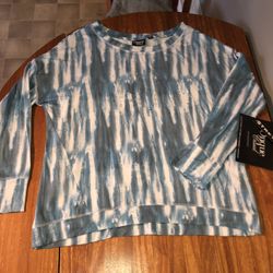 NWT Onque Casual Size XL Tie Dyed Rhinestone Sweatshirt 