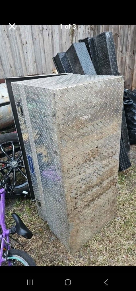 Tool Boxes For Sale UWS Brand I have The Keys Too All Tool Boxes They All Close And Lock Like They Should I went To A Normal ToolBox 250 Obo For All 