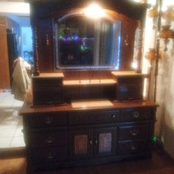 Vintage Dresser Walnut Finish With Mirror Top 