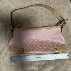 XOXO pink and beige purse