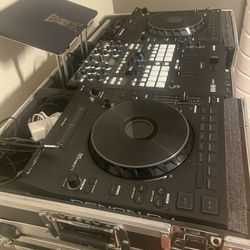 Professional DJ Equipment 