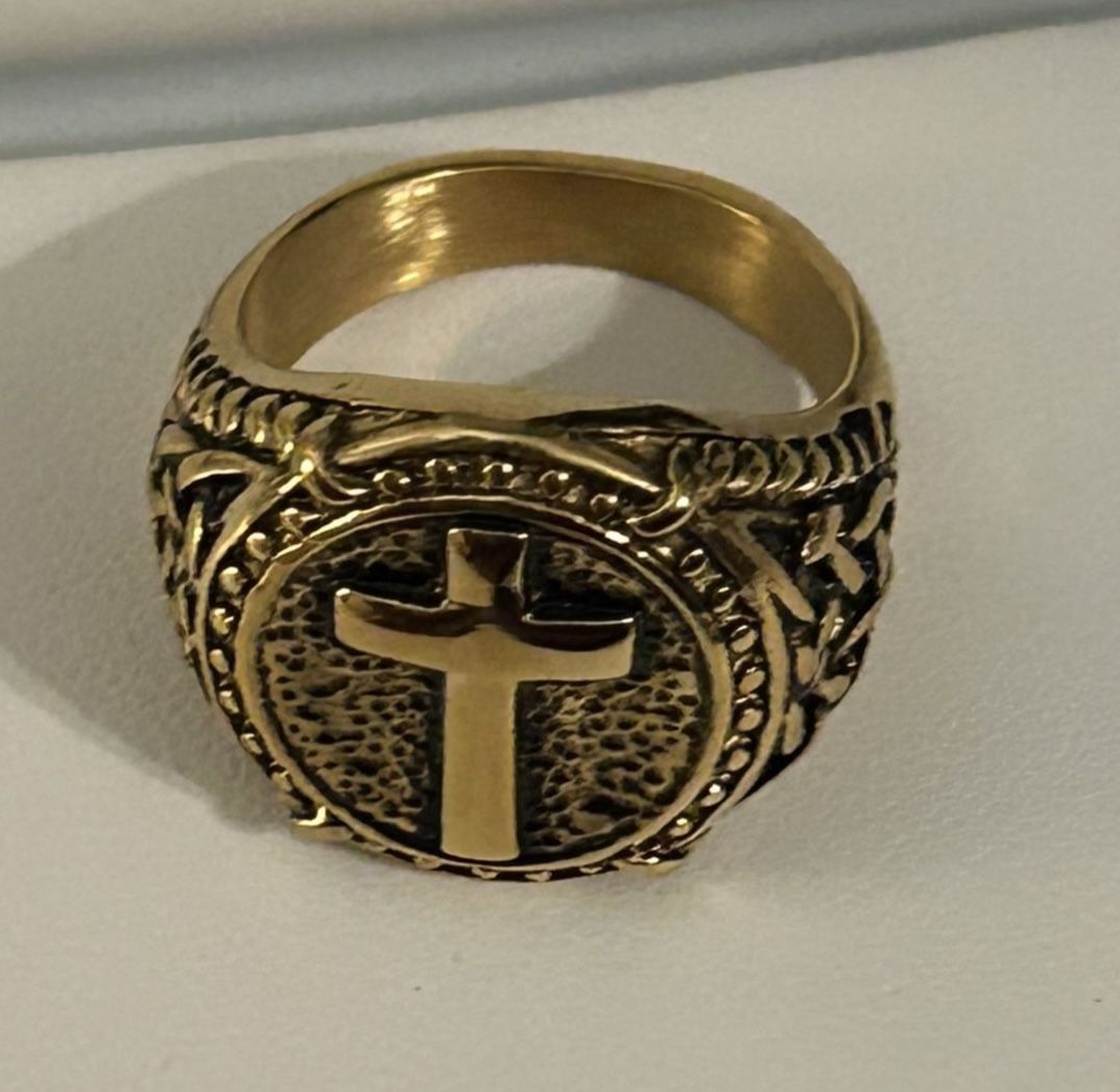 Antique look Gold Cross Signet Ring with Ornate Detailing
