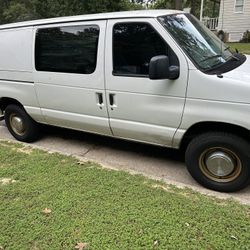 2008 Ford E-250