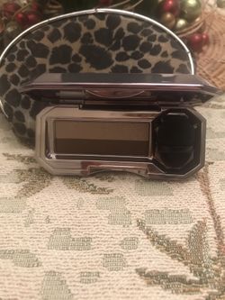 Benefit eyeshadow in Sexy Smokin