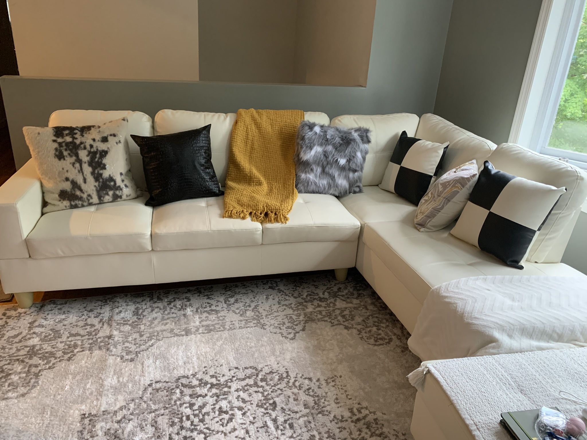 Gorgeous Winter White Leather Sectional With Ottoman