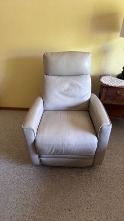 Power recliner chair