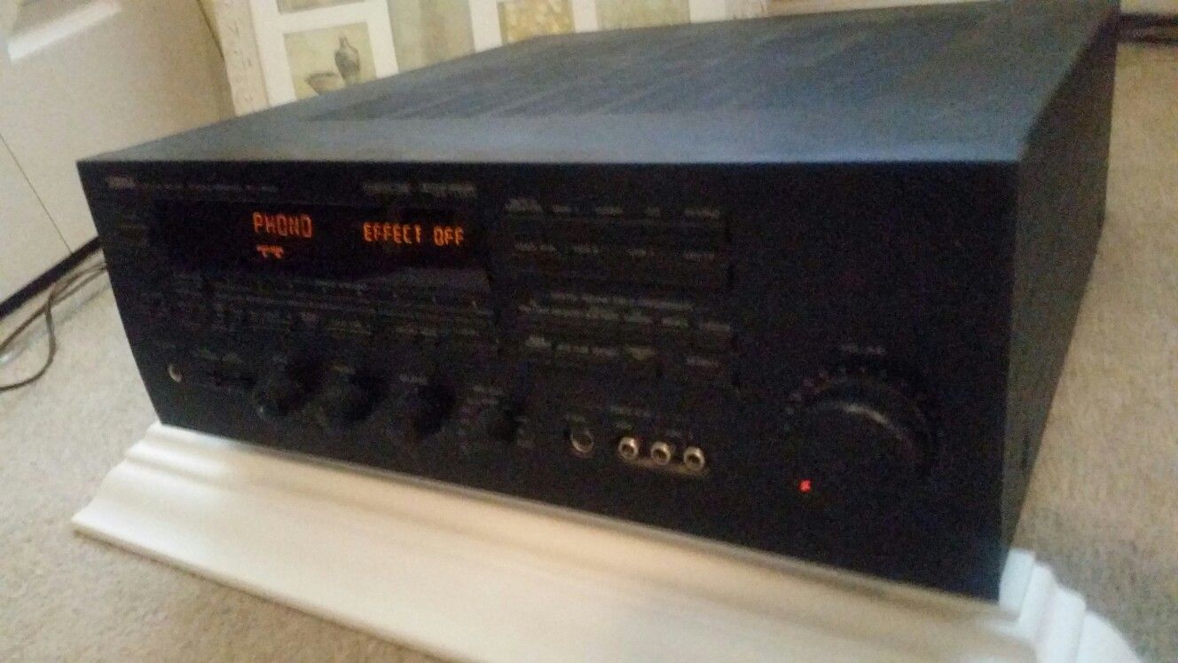 Yamaha RX-V890 Monster Receiver