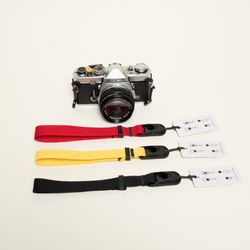 Camera Strap Wrist Peak Design Anchor Quick Release Cotton 16" Red, Yellow or Black