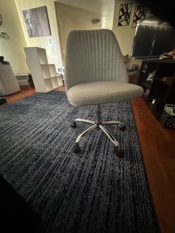 Office chair gray