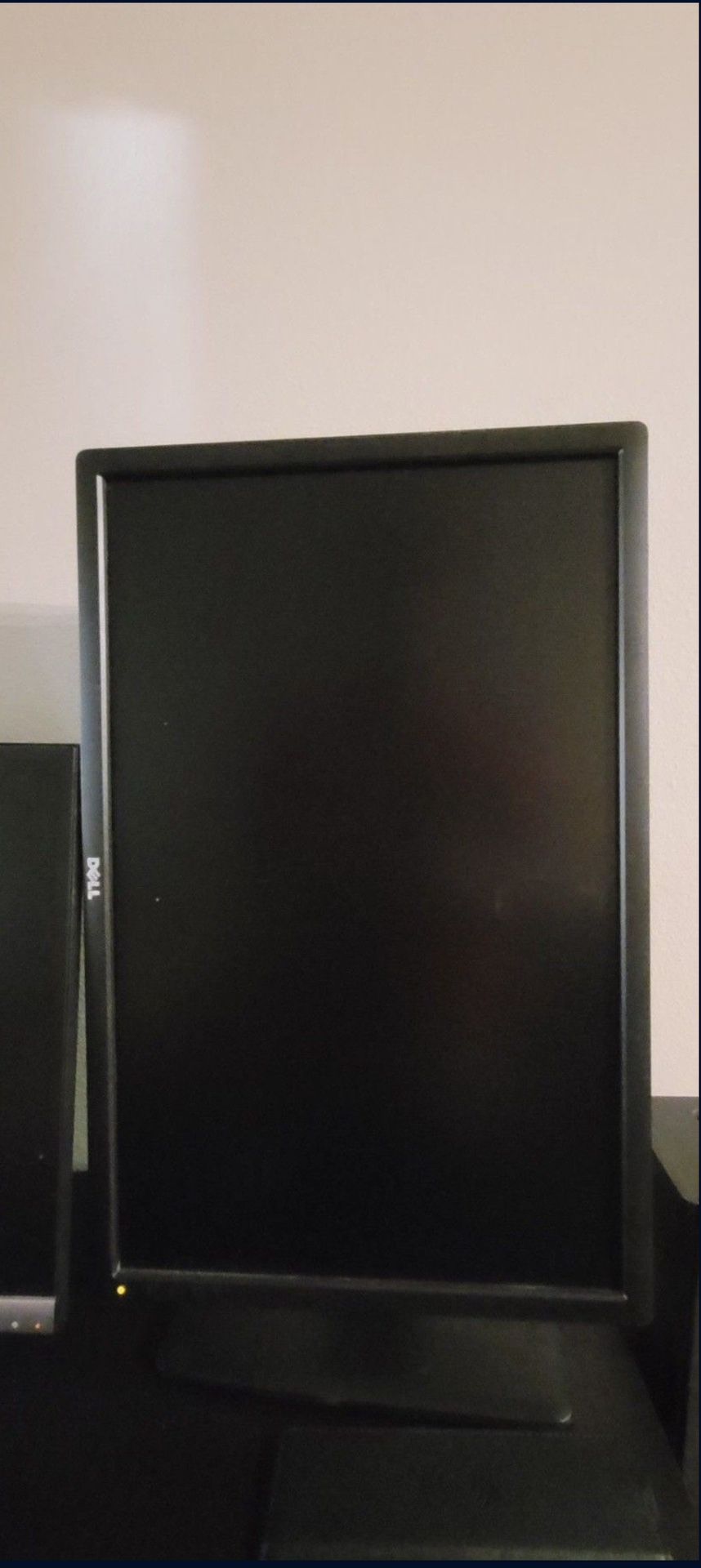DELL monitor 23 Inches HD, rotating Screen