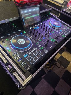 Brand new dj dennon prime 4