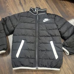 Nike Rain Jackets Size 4t