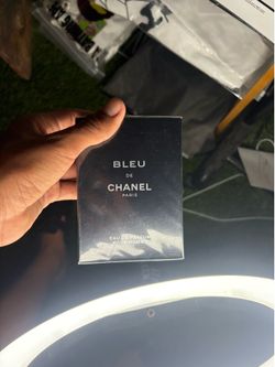 Bleu de Chanel Eau de Parfum Pour Homme