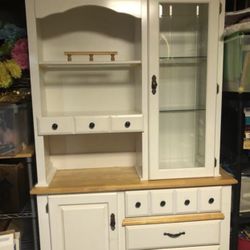 White Hutch 
