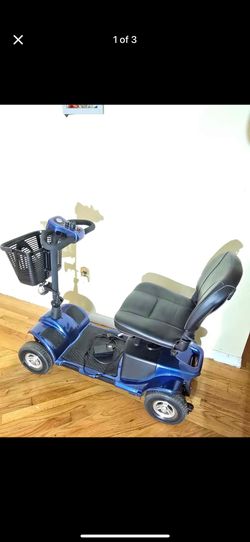 Vive Scooter Chair