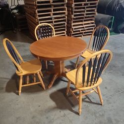 Round Kitchen Table