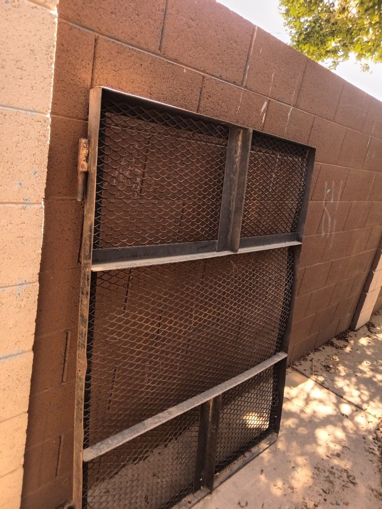 Trailer Gate