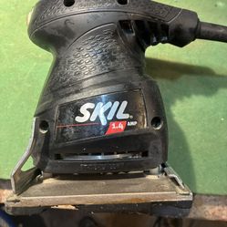 Skil 1/4 Sheet Corded Palm Sander