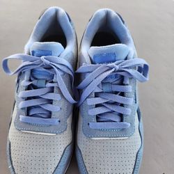 Reebok Tennis Shoes 👟 