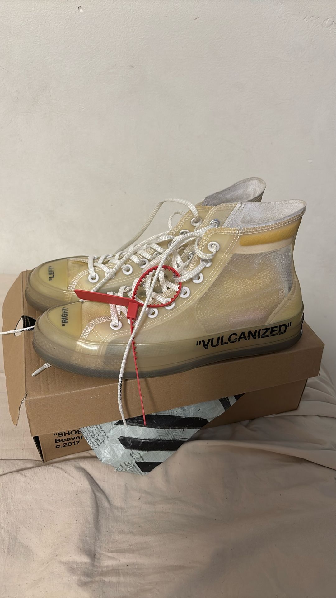 Off-White Converse