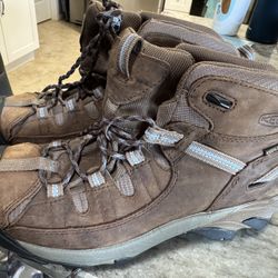Women’s Keen Hiking Boot