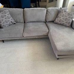 Gray Couch with Reversible Lounger Living Room Furniture Sofa
