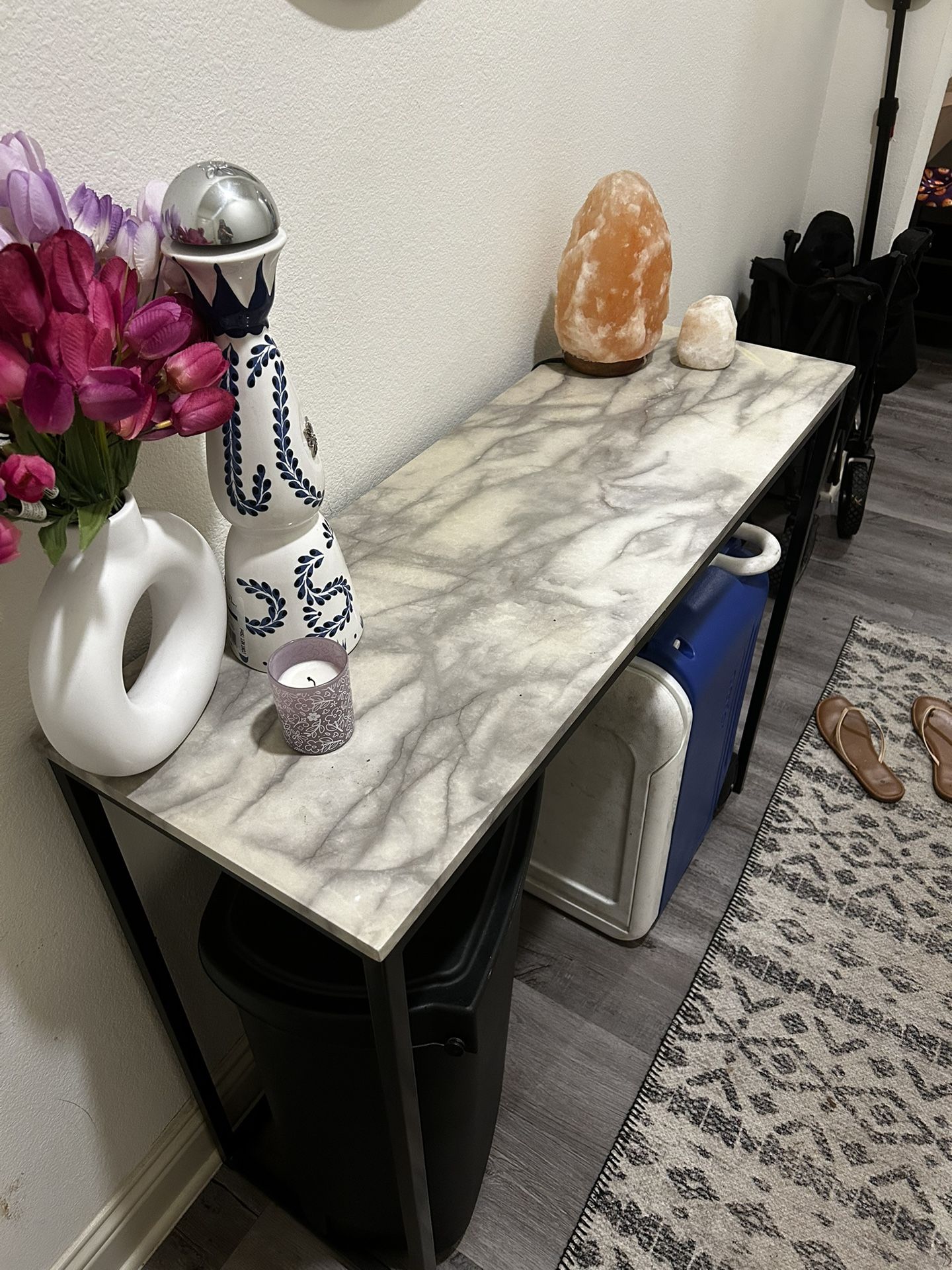 Entry Way Table