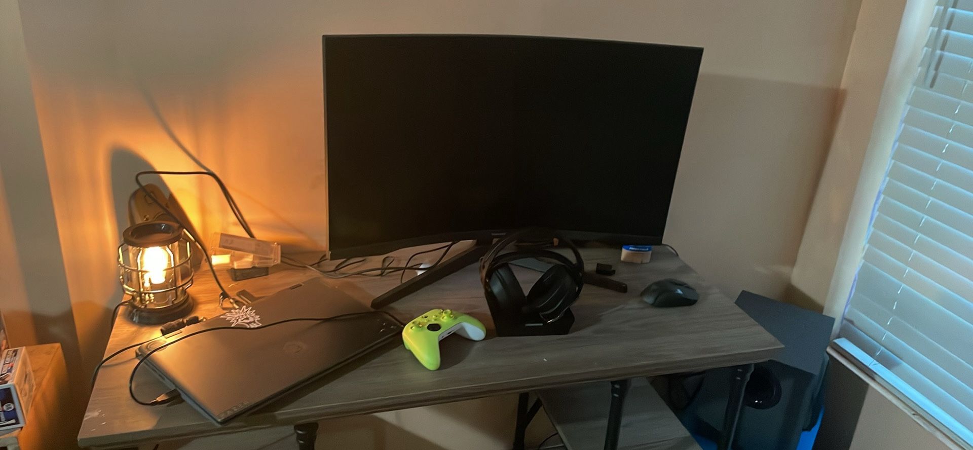 Gaming Laptop Setup