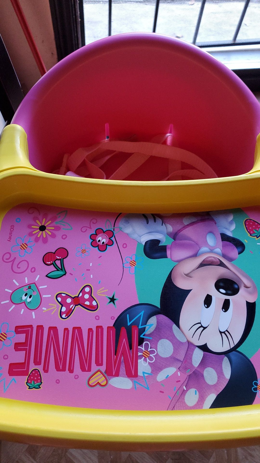Minnie mouse booster seat