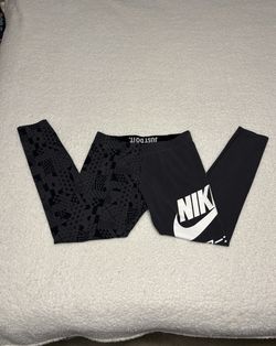 Nike International Women Gray Graphic Print Cotton Leggings