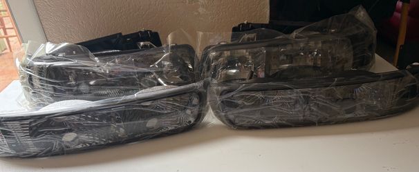 99-06 Chevy Silverado, suburban, Tahoe headlights