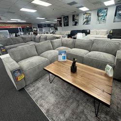  🎊Liquidation Sale 🎉Huge Sectional Sleeper 🛋️Living Room Furniture 