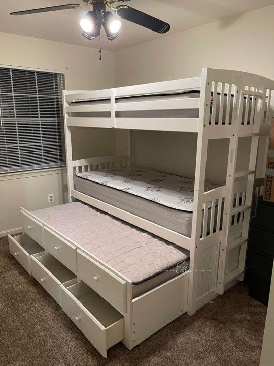 Mocah Twin Twin Bunk Bed$10 Down Payment Financing and Delivery available