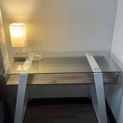 Desk/ Mirror / Lamp Set 