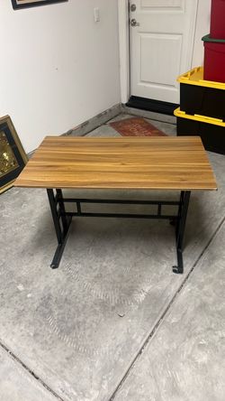 Free desk