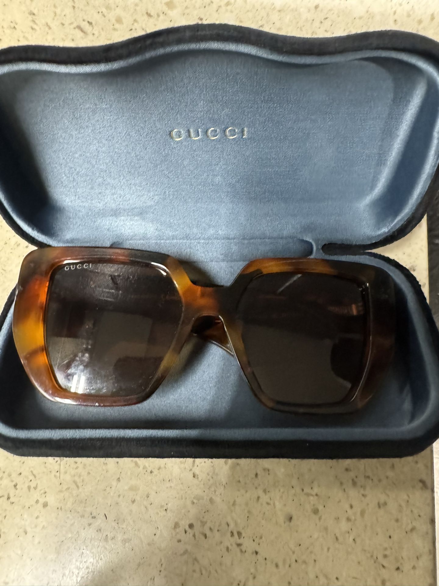 GUCCI Shades