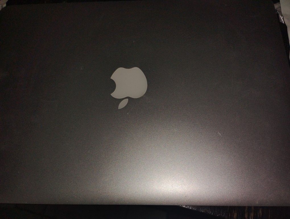 2017 MacBook Air Good Condition 8Gb Ram 1.8ghz $200 Tucson 