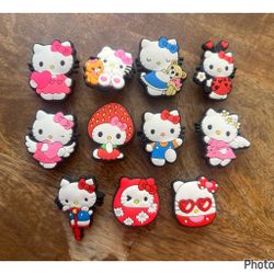 Hello Kitty, Croc Charms Bundle