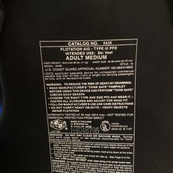 Stearns Jet Ski Vest. Adult Medium.