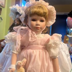 Vintage Lee Middleton Collectible Doll 