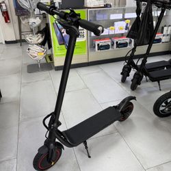 iScooter W7 Electric Scooter 22MPH! Finance For $50 Down Payment!!