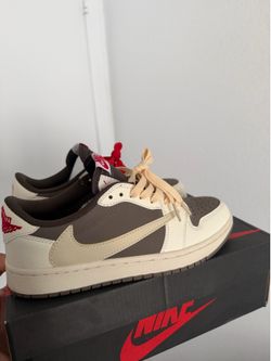 Jordan 1 low Travis