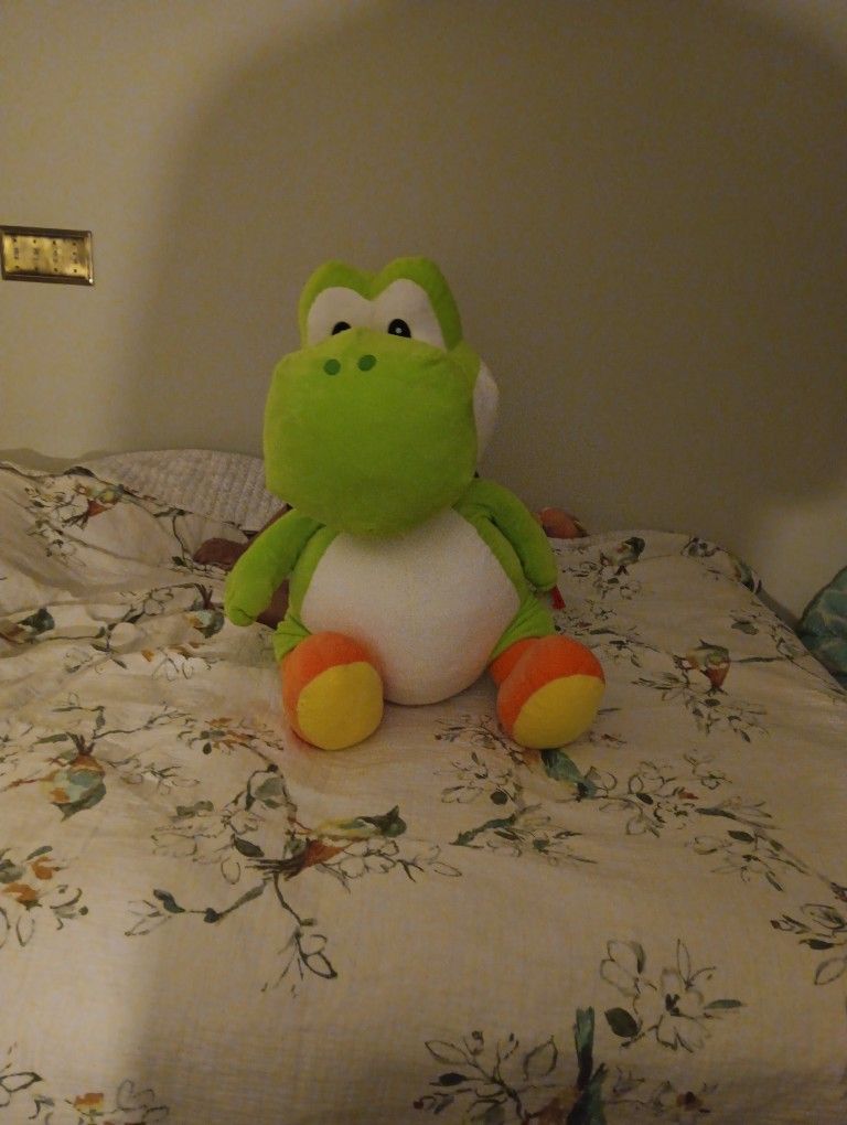 Giant Yoshi Plushie