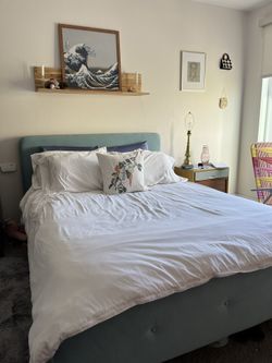 Queen Bed