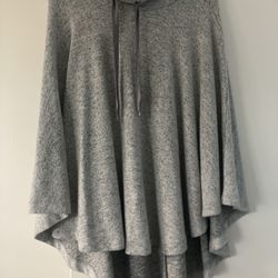 Preowned White House Black Market Cozy Knit Ponch - Light Heather Grey
