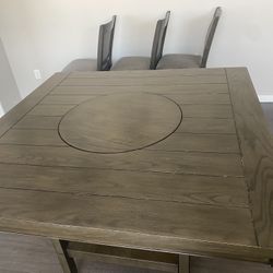 Kitchen Table With 3 Chairs And A Bench ! Plus A Lazy Susan ! 
